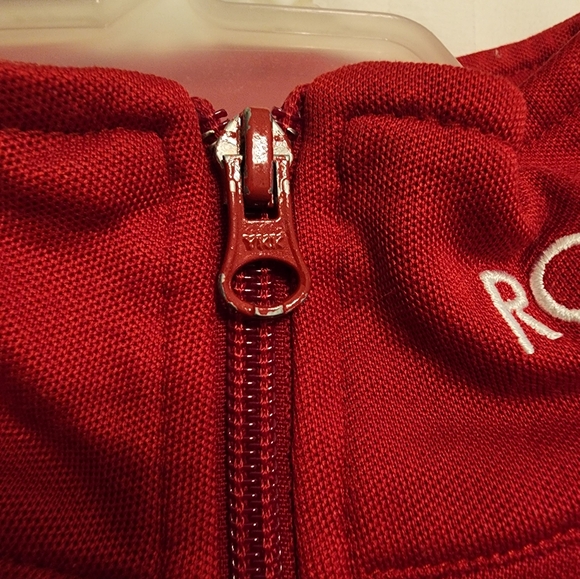Roots 2004 Canadian Olympics Zip Top - Picture 5 of 6